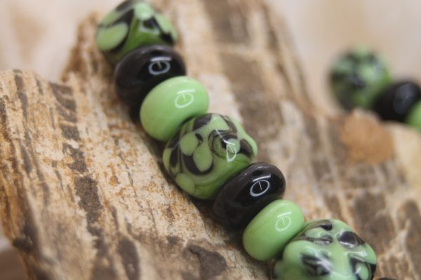 Pea Green and Black Textured - Image 3