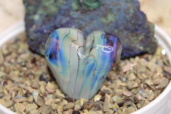 Shimmering Blue Heart with Veining Large - Image 5