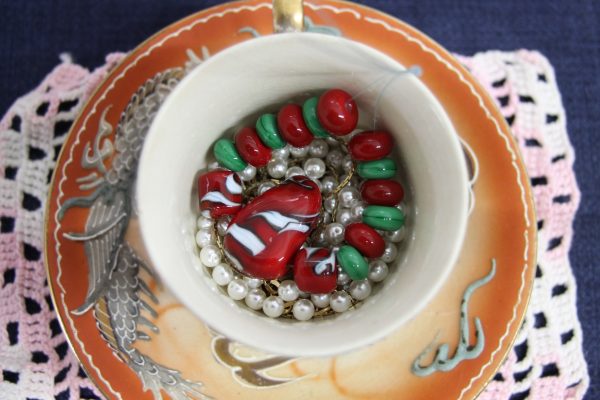 Festive Reds and Greens - Image 4