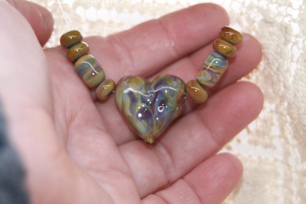 Heart Pendent with Accessory Beads on a 26" chain with matching earrings - Image 2
