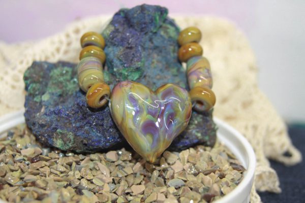 Heart Pendent with Accessory Beads on a 26" chain with matching earrings - Image 6